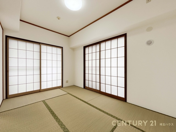 レーベンハイム吉川参番館