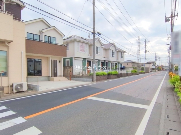 草加市青柳８丁目の新築一戸建