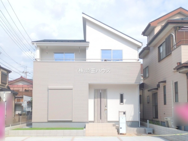 越谷市東越谷４丁目の新築一戸建