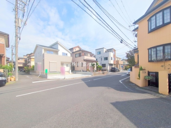 越谷市東越谷４丁目の新築一戸建