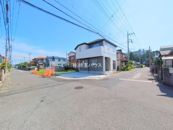 越谷市大字南荻島の新築一戸建
