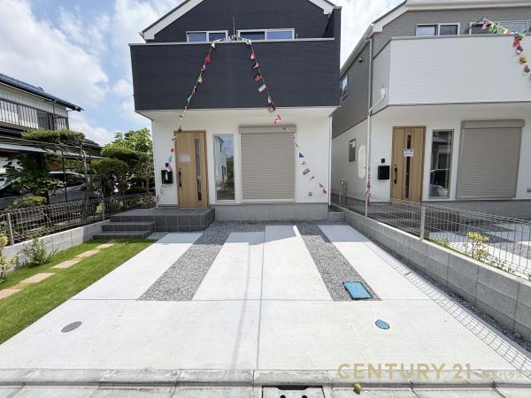 越谷市大字上間久里の新築一戸建(駐車場)