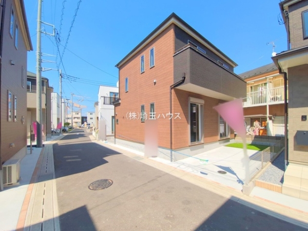 草加市長栄１丁目の新築一戸建