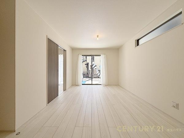 春日部市備後東８丁目の新築一戸建
