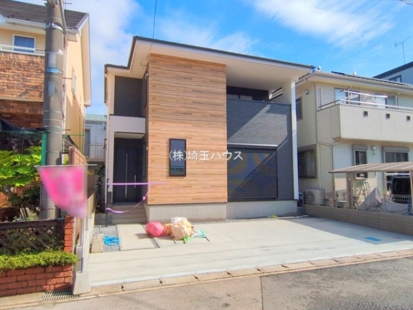 越谷市東大沢３丁目の新築一戸建
