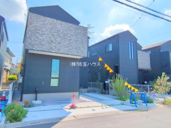 草加市手代３丁目の新築一戸建