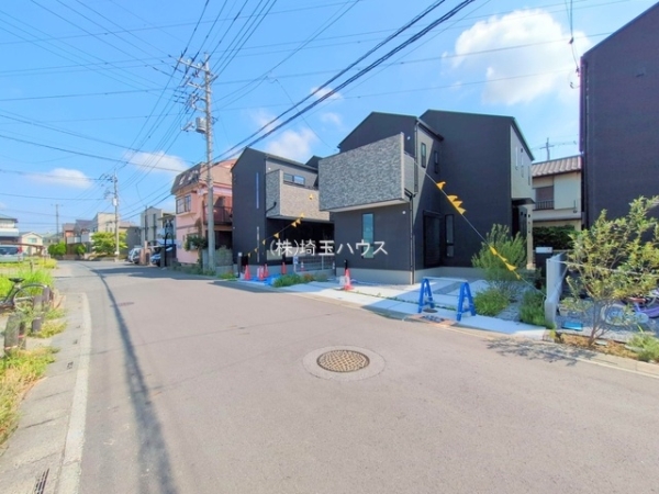 草加市手代３丁目の新築一戸建