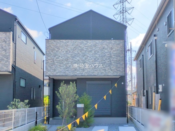 草加市手代３丁目の新築一戸建