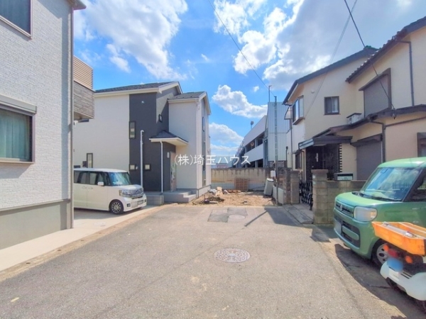 草加市稲荷２丁目の新築一戸建
