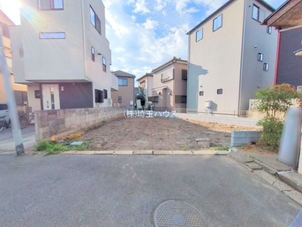 草加市花栗１丁目の新築一戸建