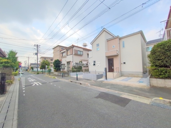 草加市瀬崎６丁目の新築一戸建