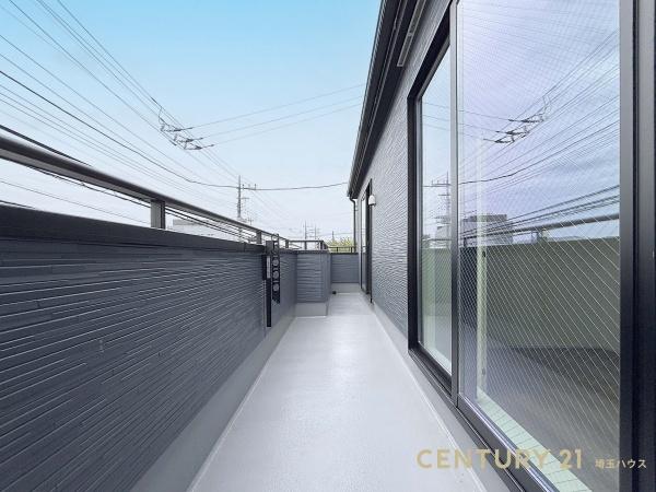 さいたま市岩槻区加倉4丁目の新築一戸建(バルコニー)