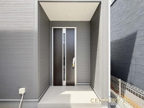 三郷市彦成２丁目の新築一戸建