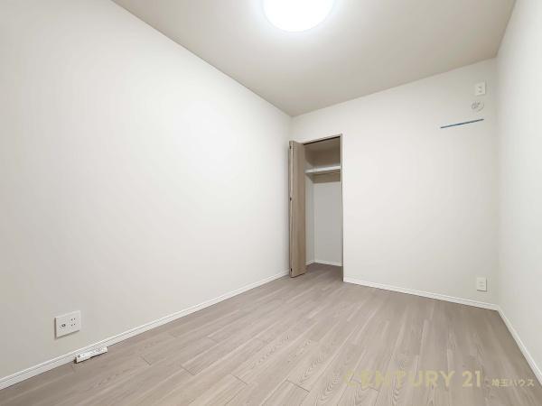 ダイアパレス春日部駅前(収納)