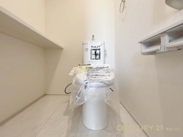 白岡市小久喜の新築一戸建(トイレ)