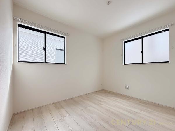 春日部市粕壁東6丁目の新築一戸建(洋室)