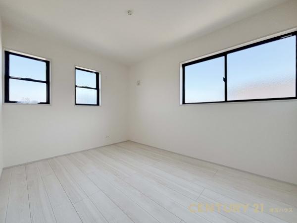 蓮田市椿山１丁目の新築一戸建