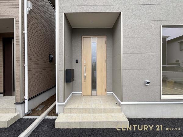 草加市旭町４丁目の新築一戸建