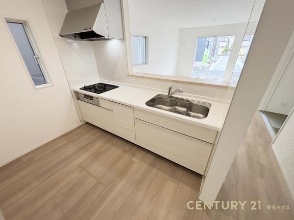 草加市旭町４丁目の新築一戸建