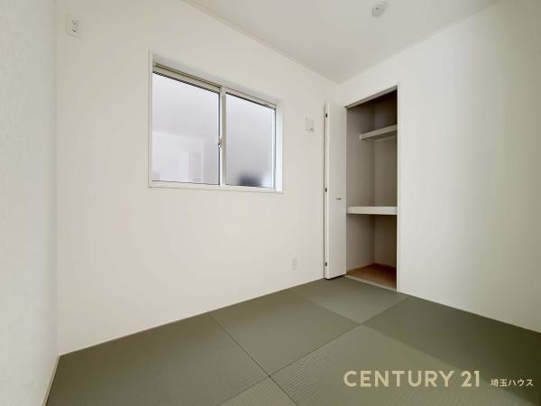 草加市旭町４丁目の新築一戸建