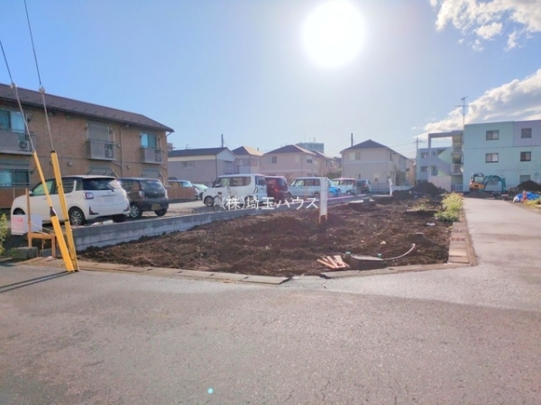 越谷市瓦曽根1丁目の新築一戸建