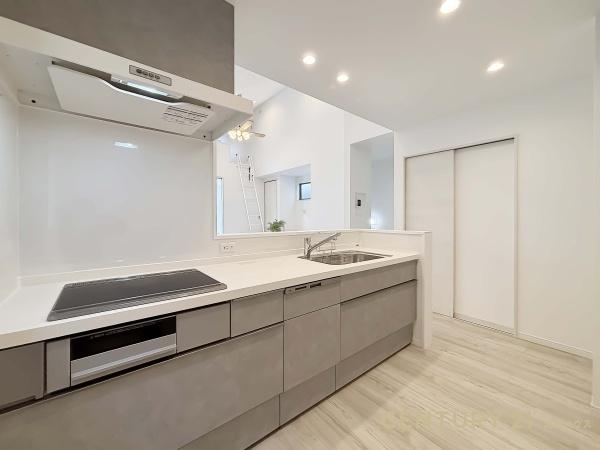 三郷市高州１丁目の新築一戸建