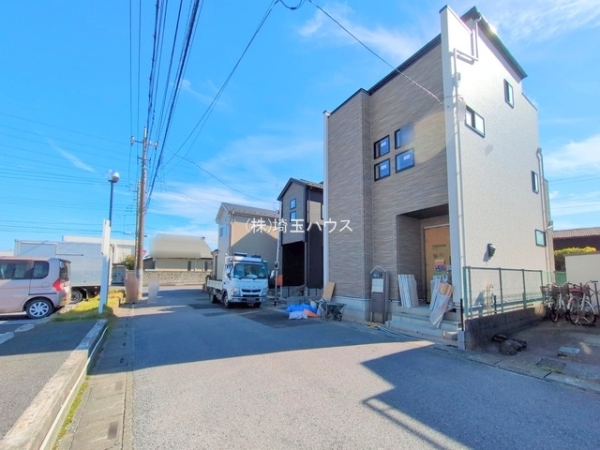 春日部市豊町４丁目の新築一戸建
