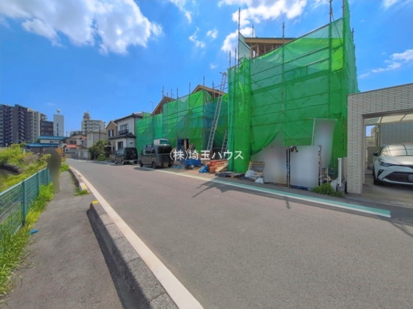 草加市手代7期　新築戸建て　全3棟