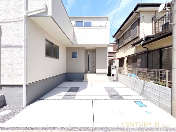 越谷市南荻島　新築戸建て　全1棟