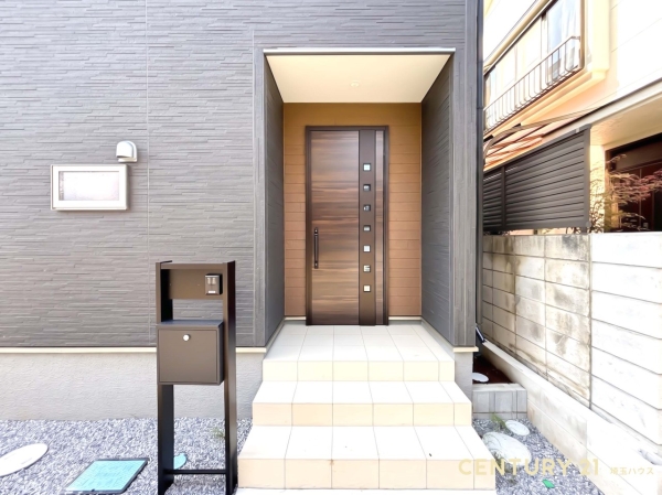 越谷市宮本町　新築戸建て　全１棟