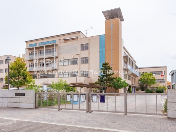草加市西町11期　新築戸建て　全1棟(草加市立西町小学校)