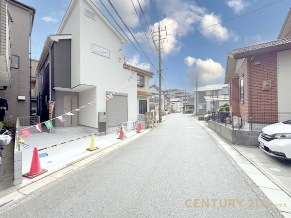 三郷市高州一丁目　新築戸建て　全1棟