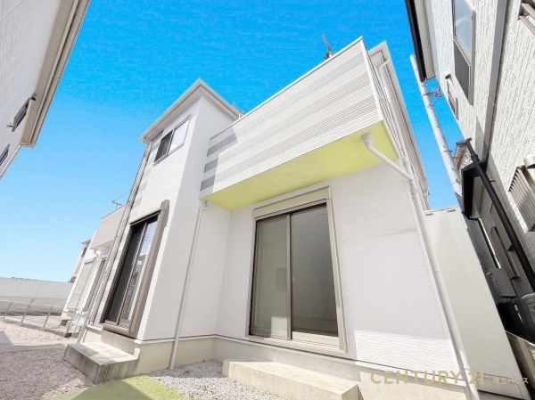 草加市谷塚仲町　中古戸建