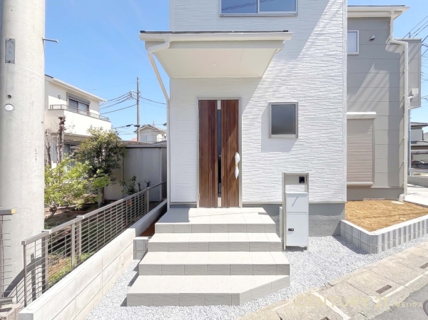 幸手市中５丁目　新築戸建て　全1棟