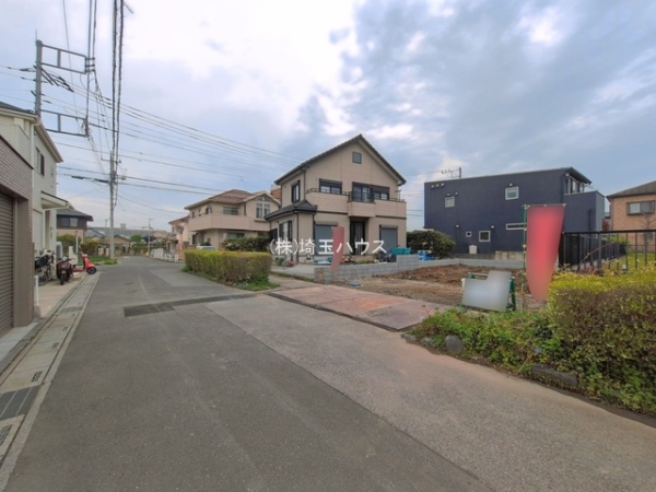 草加市青柳8丁目　新築戸建て　全1棟
