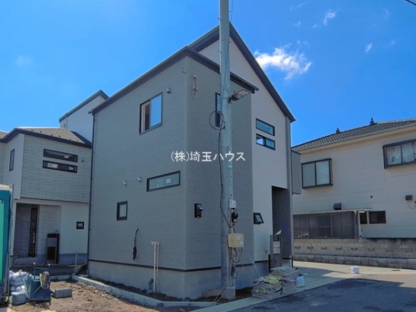 草加市新善町　新築戸建て　全8棟