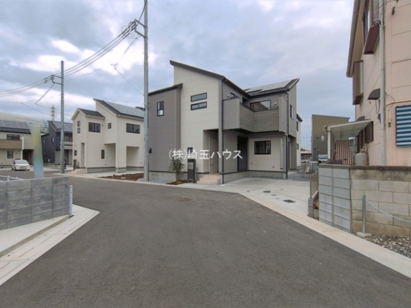 草加市新善町　新築戸建て　全8棟
