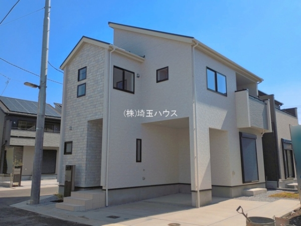 草加市新善町　新築戸建て　全8棟