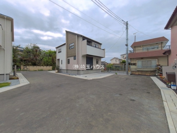 草加市新善町　新築戸建て　全8棟