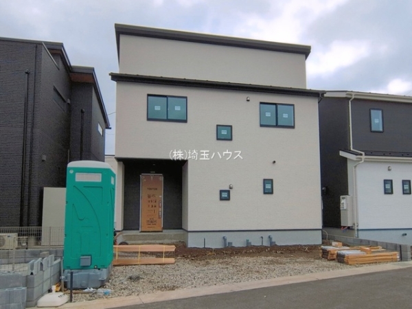 草加市苗塚町　第１期　新築戸建て　全１６棟