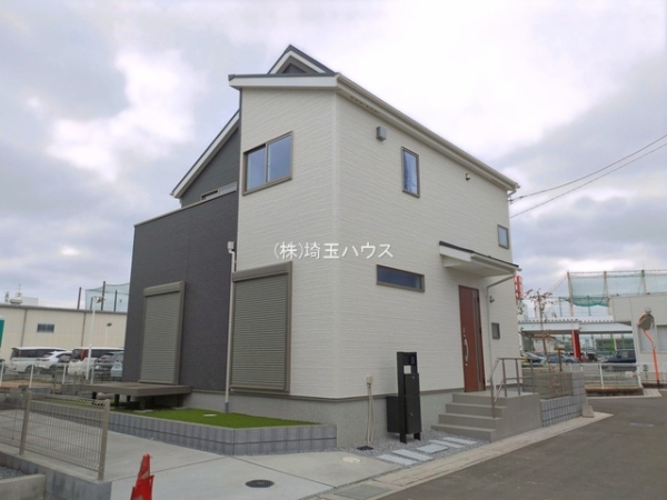 草加市苗塚町　第１期　新築戸建て　全１６棟
