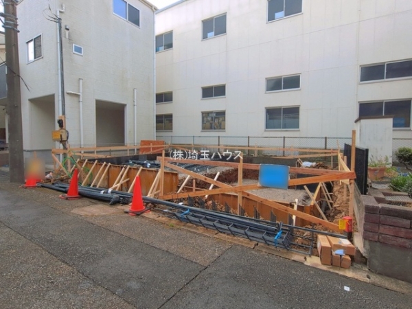 草加市八幡町　新築戸建て　全１棟