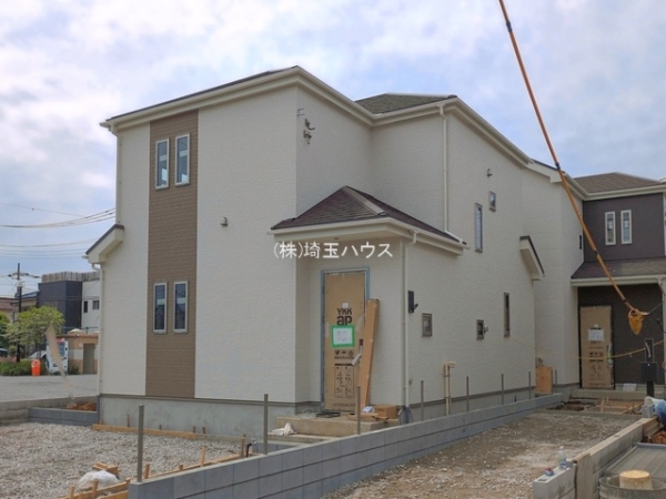 草加市谷塚仲町　新築戸建て　全６棟