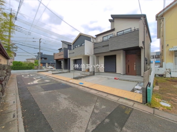 さいたま市見沼区春岡2丁目　新築戸建て　全3棟