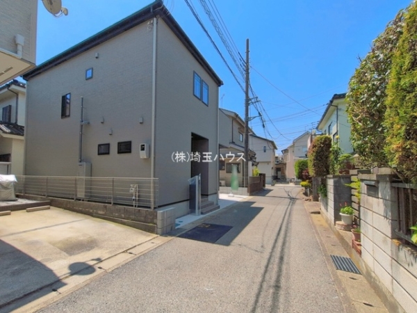 越谷市弥十郎3期　新築戸建て　全1棟