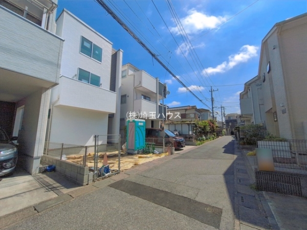 草加市谷塚町　新築戸建て　全1棟