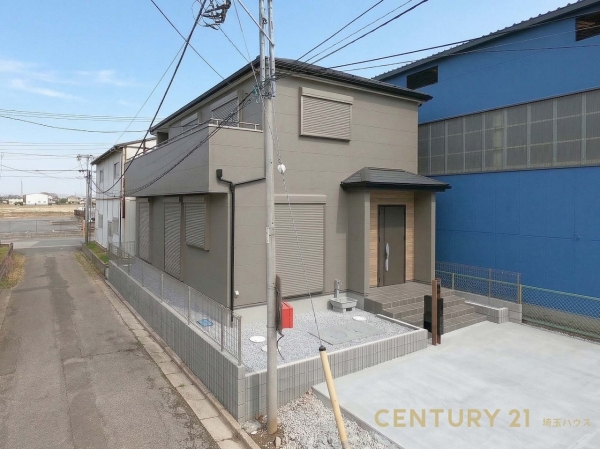 越谷市新川町1丁目　新築戸建て　全１棟
