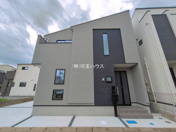 草加市新里町0492II　新築戸建て　全1棟