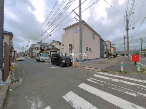 三郷市早稲田第10　新築戸建て　全2棟