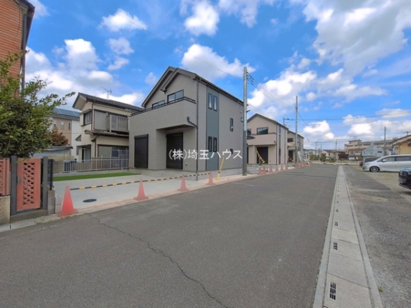 草加市清門三丁目66番　新築戸建て　全3棟